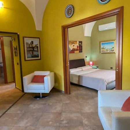 Luxury Apartment *